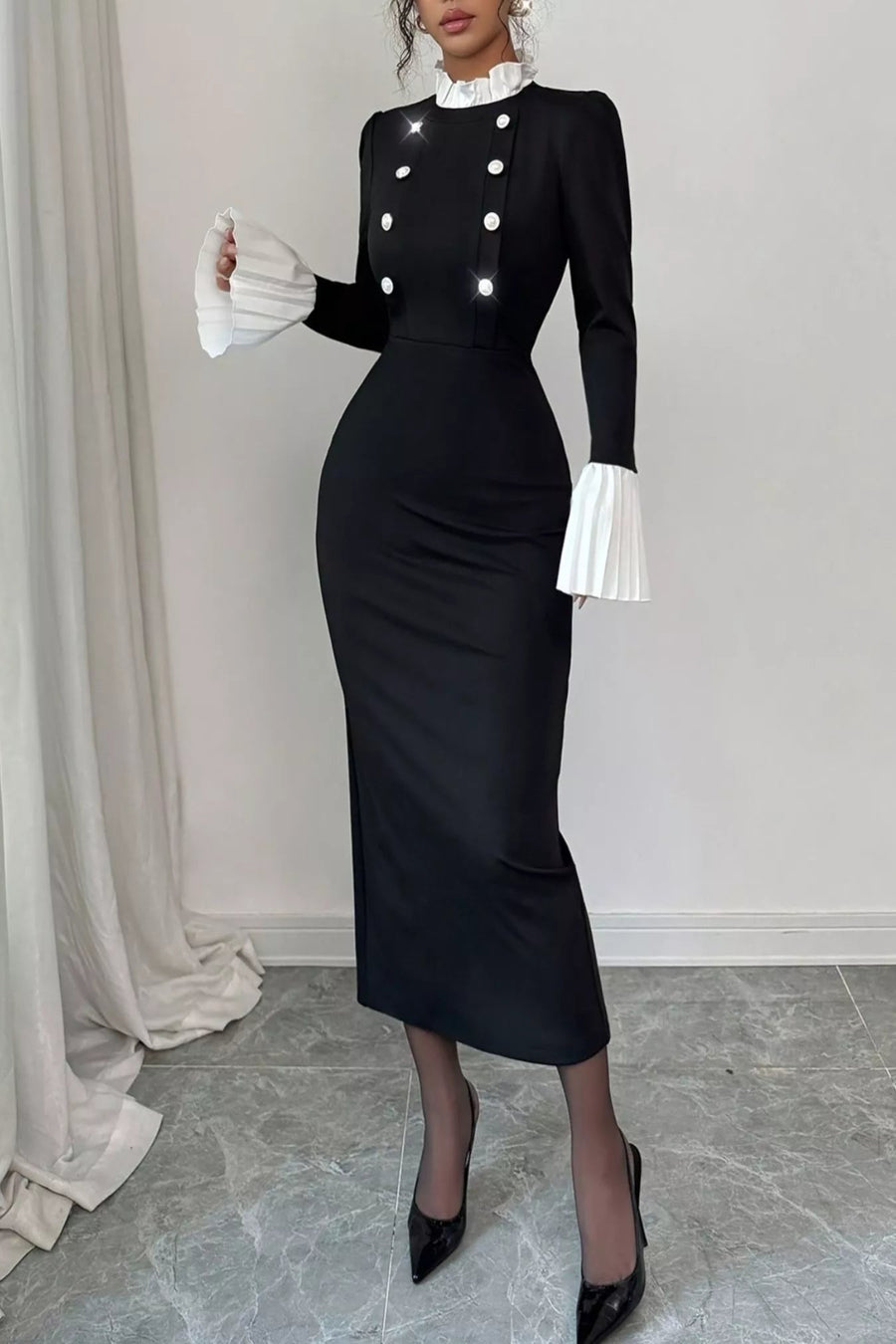 The Chelsea Contrast Sculpt Midi Dress
