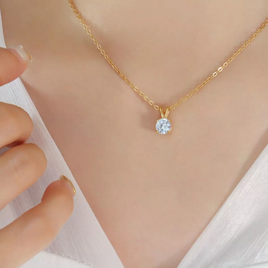 The Elara Solitaire Pendant Necklace